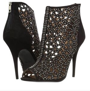 ZIGI SOHO Black Stiletto Pewter Rhinestone Pumps